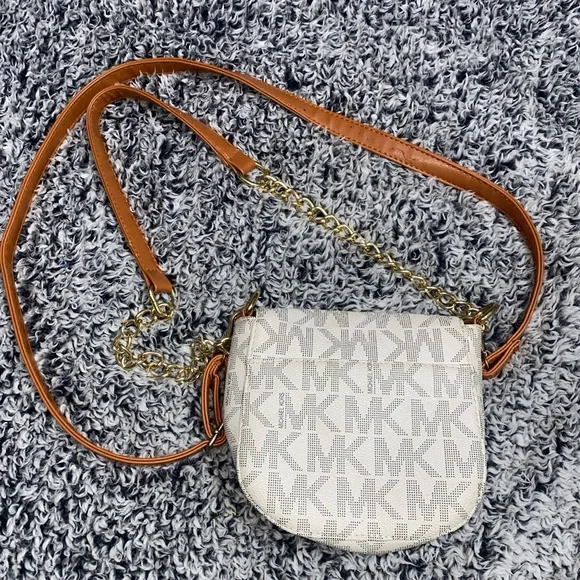 Michael Kors Crossbody - Picture 2 of 2